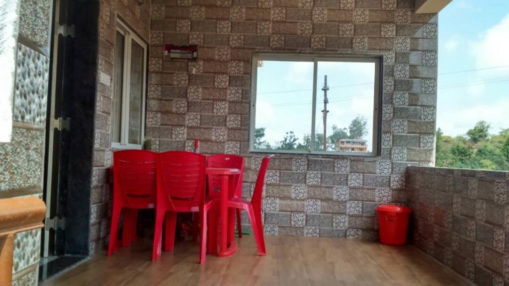 ماهاباليشوار Sadgurukrupa Villa Mahableshwar المظهر الخارجي الصورة